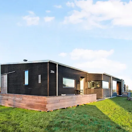 度假居 New Modern Near The
