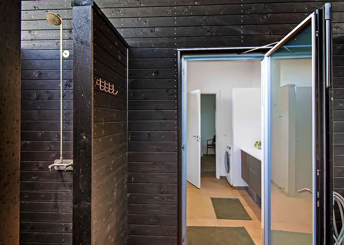 Feriehus New Modern Near The *