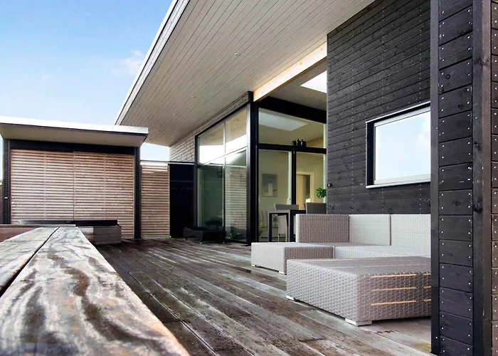 New Modern Near The * Åbenrå